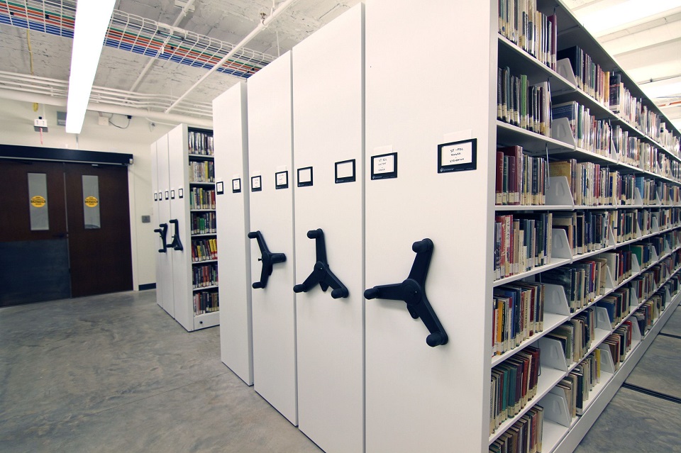 High-Density-Mobile-Library-Storage-at-the-St.jpg