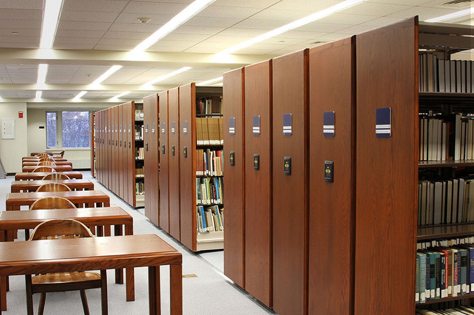 mobile-shelving2-PoweredMobileBookRack.jpg